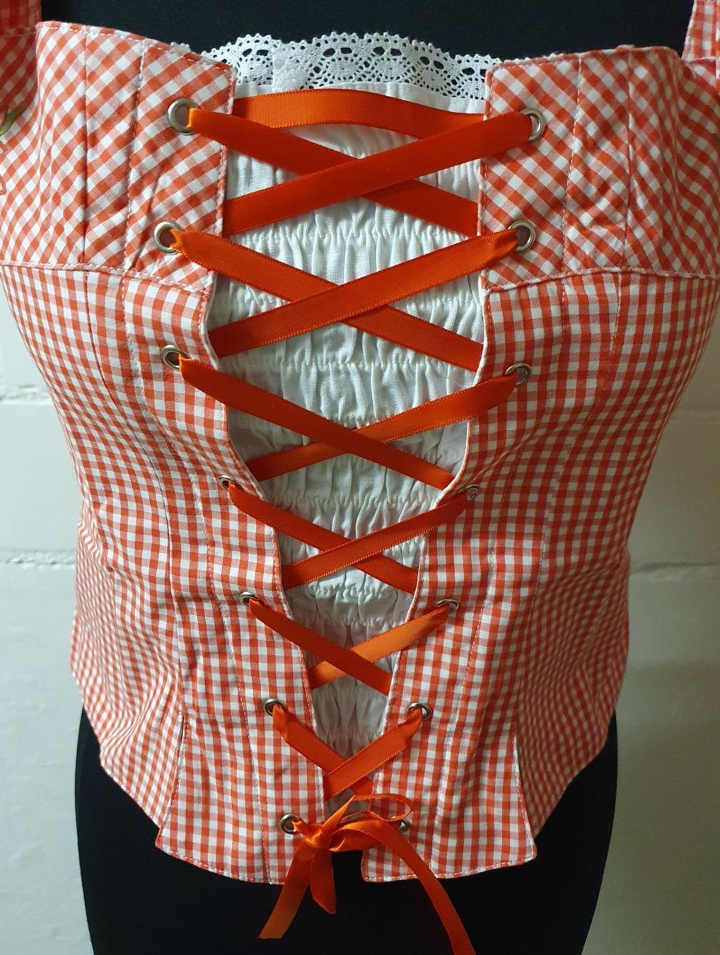 Camicette: Neu: "Hammerschmid" /Mieder/ Gr. 34 /Baumwolle/ rot-orange – Nuovo (secondo la descrizione) da Muri AG venduto da Edlerweiss 3