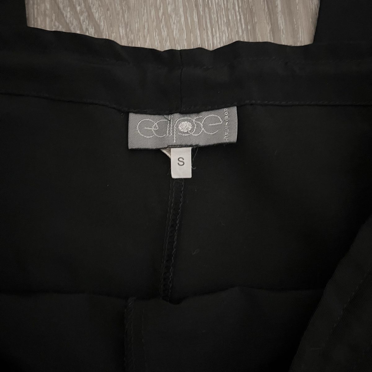 Pantaloni: Hose Eclipse Grösse S schwarz guter Zustand – Usato da Wolfhausen venduto da Sel86i 1