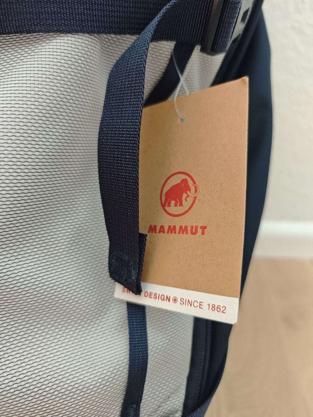 Mammut Zaini: Mammut Backpack 32L new with tags – Nuovo e nell'imballaggio originale da Rothenfluh venduto da Carly_Q 1