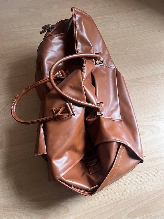 Sacs femmes: Ledertasche – D'occasion à Muri AG par Philipp27LMW