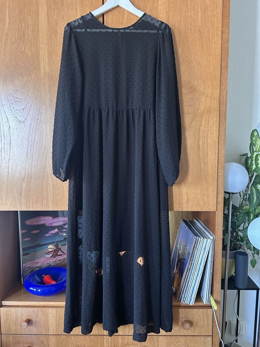 Only Vestiti: Schwarzes Maxikleid mit Pünktchenstoff Gr. 36 – Usato da Zürich venduto da olivia_oh_dear