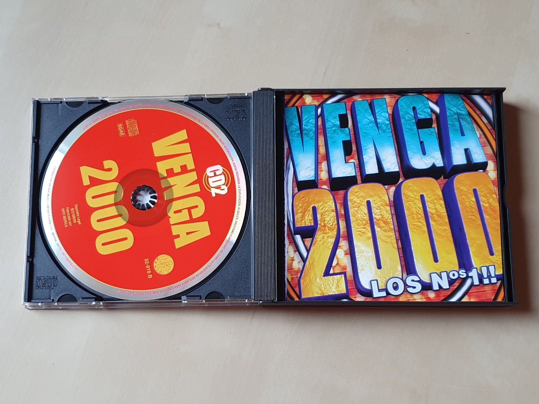 CDs: Venga 2000 Los Nos 1 – D'occasion à Stansstad par collectorsshop 2