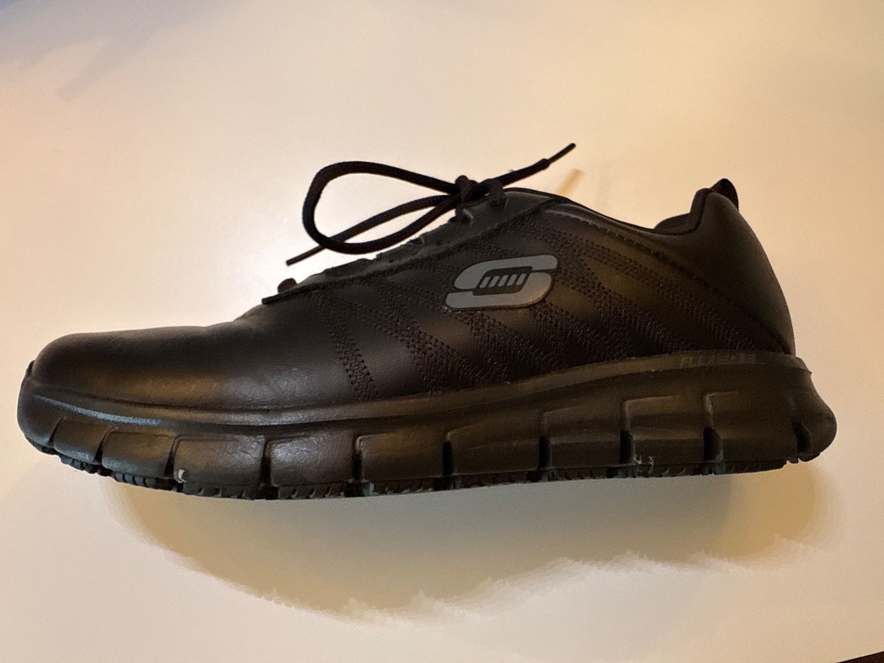 Skechers Scarpe da donna: Skechers Work Relaxed Fit: Sure Track - Erath SR – Nuovo (secondo la descrizione) da Häusernmoos venduto da BarBer_1 1