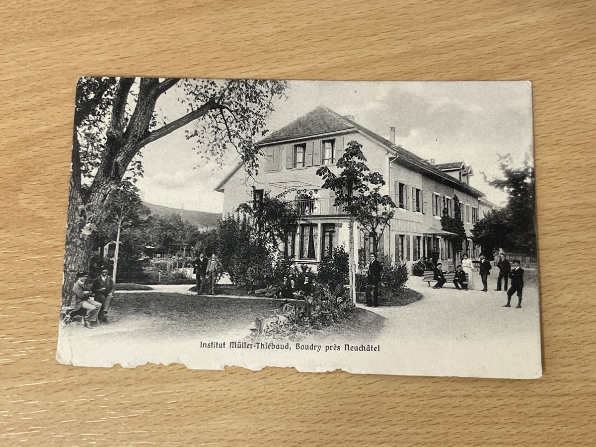Cartes postales: Alte Ansichtskarte Institut Müller-Thiebaud Neuchâtel – D'occasion à Hinwil par Chuan2