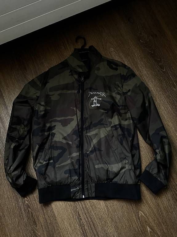 Giacche: Thrasher Reversible Jacket - Camo / Black - Size L – Usato da Neftenbach venduto da ami_vx8j 1