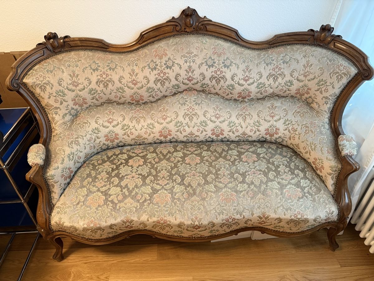 Divani: Beautiful Biedermeier Antique Sofa in perfect condition – Usato da Horgen venduto da Salomee02 2