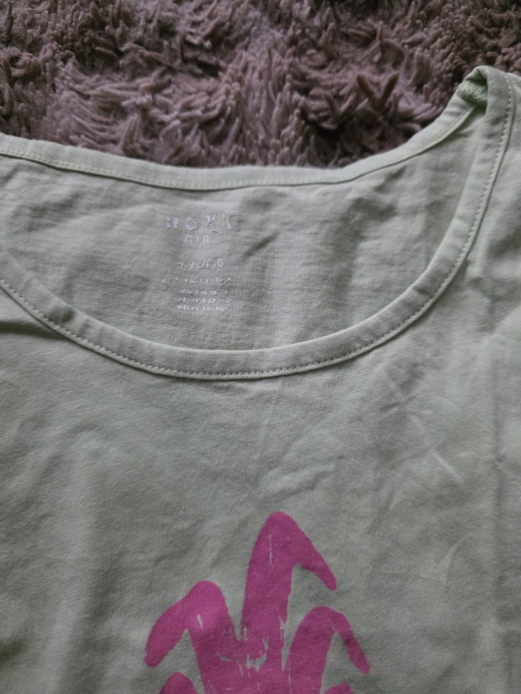 Camicette, T-shirt & Top: Sommerliches Roxy Top mit Ananas-Print – Usato da Vilters venduto da eli_wj7h 1