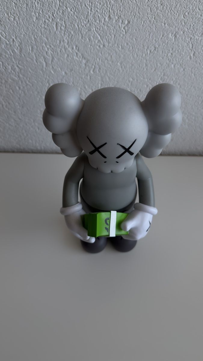 Statuette: Figurine KAWS Money 30cm – Nuovo (secondo la descrizione) da Vevey venduto da diogodasilva_ 1