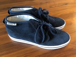 Adidas Freizeitschuh Gr. 40.5 blau