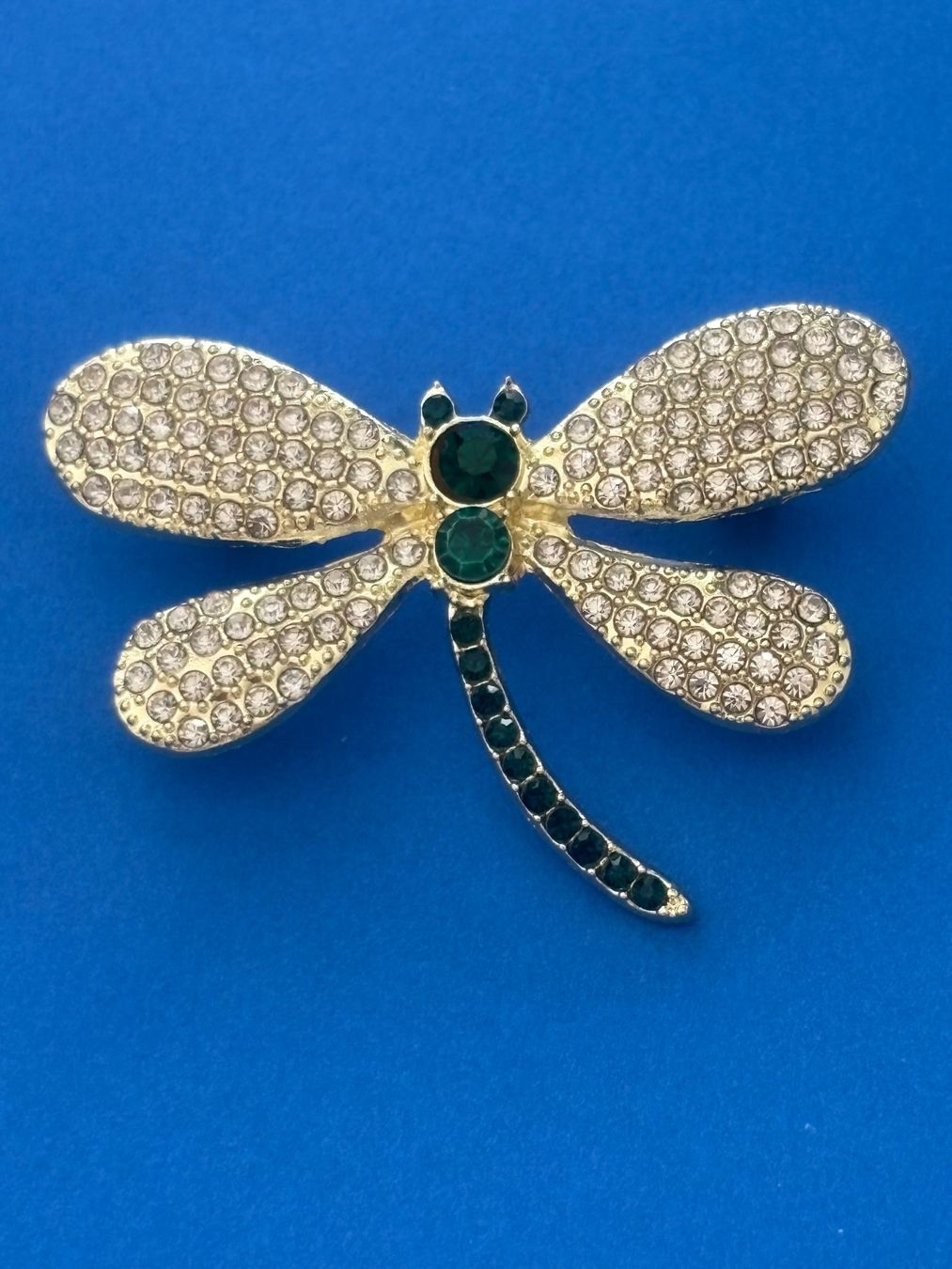 Broches & Aiguilles: Luxus Elegante  Brosche Libelle Farbe: Gold – Neuf (Voir description) à Biel-Bienne par Roserosse13 1