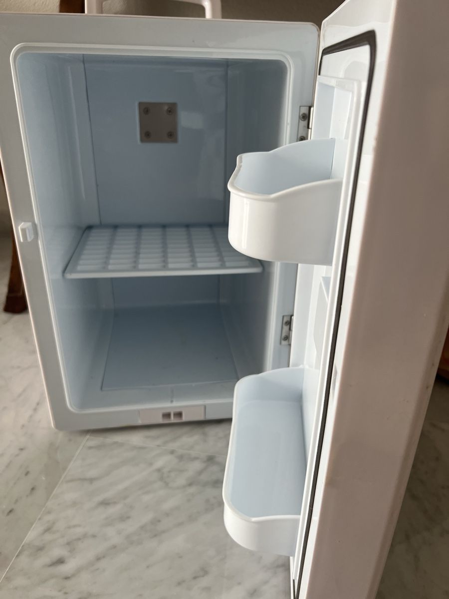 Kühlschränke & Kühlen: Kühlbox Intertronic weiss gebraucht – Gebraucht aus Emmenbruecke von Amstadc 1