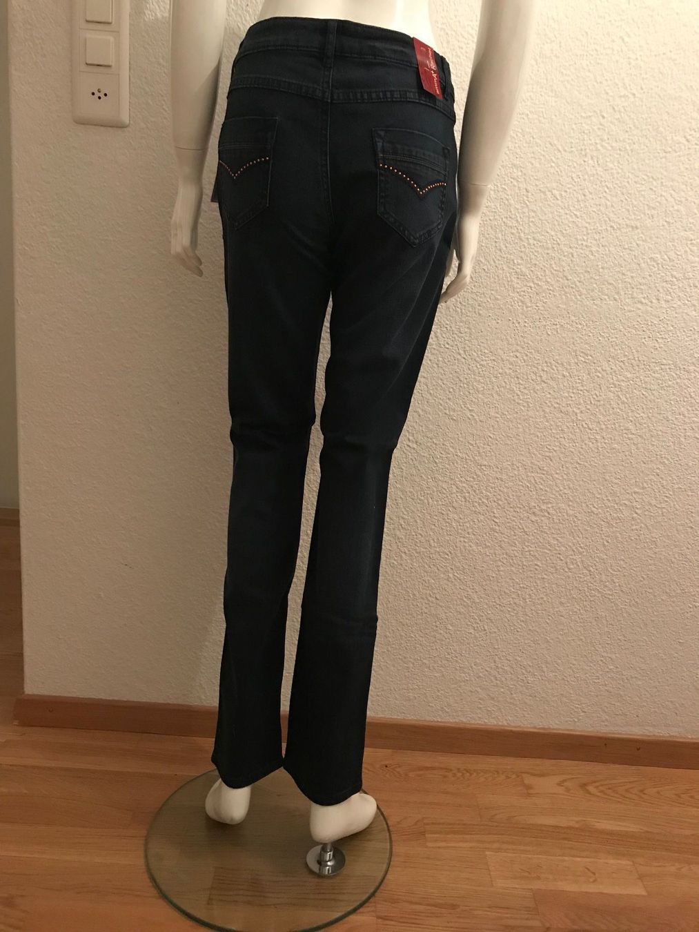 Jeans: Jeans Neu Gr 44 – Nuovo e nell'imballaggio originale da Wettingen venduto da Goldstein_AG 2