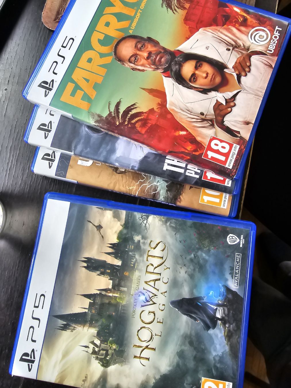 Sony Console: Playstation 5 (Disc version) – Usato da Zürich venduto da nik_q9ws 4