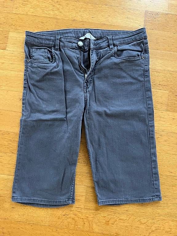 Pantaloni: Shorts Gr. 170 – Usato da Kreuzlingen venduto da zwergli05