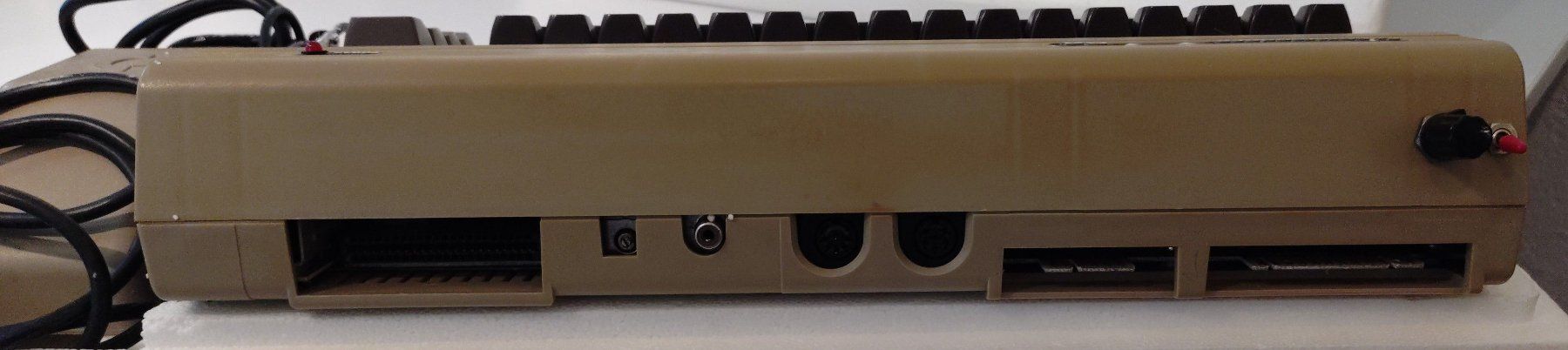 Commodore PC: Commodore C64 OVP – Difettoso da Grüningen venduto da Stargazer 3