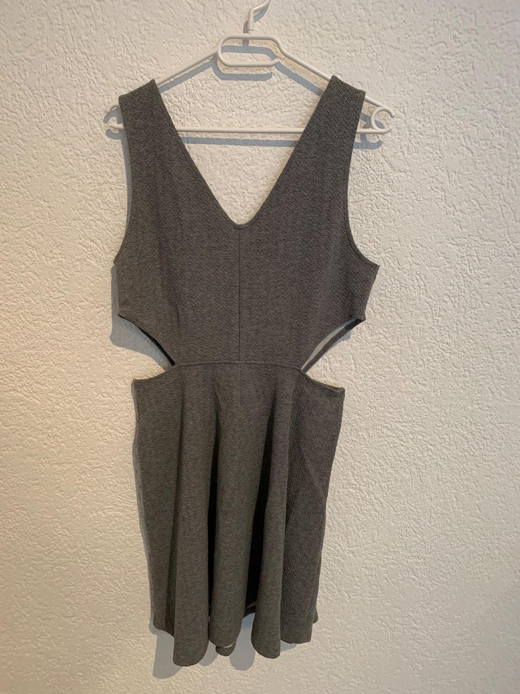 H&M Kleider: H&M Kleid Cut Outs grau Gr. M / L – Gebraucht aus Fislisbach von KolibriSecondhand 8
