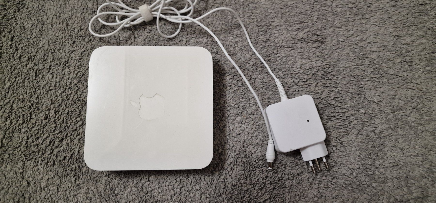 Apple Modems & Router: Apple Airport Extreme Base Station A1408 – Gebraucht aus Gerlafingen von dulifuli