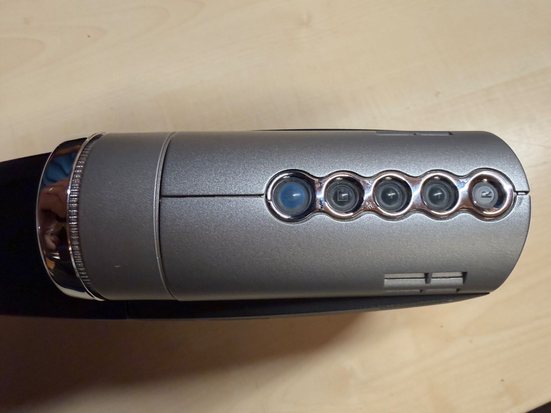 Compaq Vidéoprojecteurs: Beamer Compaq MP 3800 – D'occasion à Serneus par pipo17 2