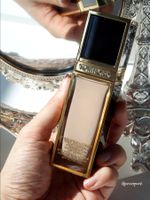 Tom Ford shade and illuminate foundation 0.5 porcelain