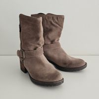 Vintage Wildleder Boots mit Absatz – Grösse 40