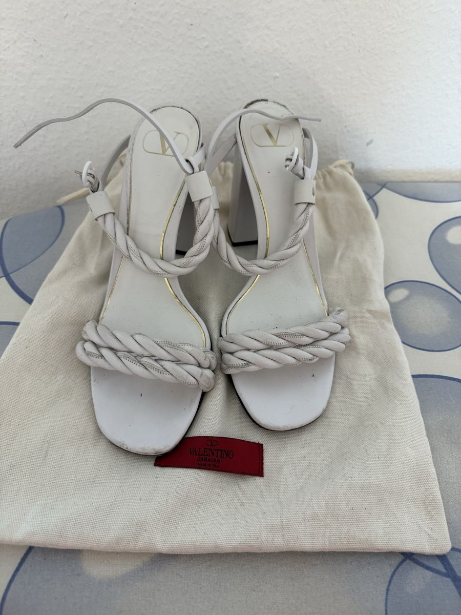 Valentino Damenschuhe: Valentino Sandals – Gebraucht aus Geneve von kar_wq5h