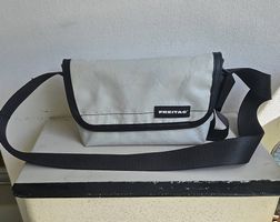 Freitag Tasche F41 HAWAII FIVE-0 Hellgrau