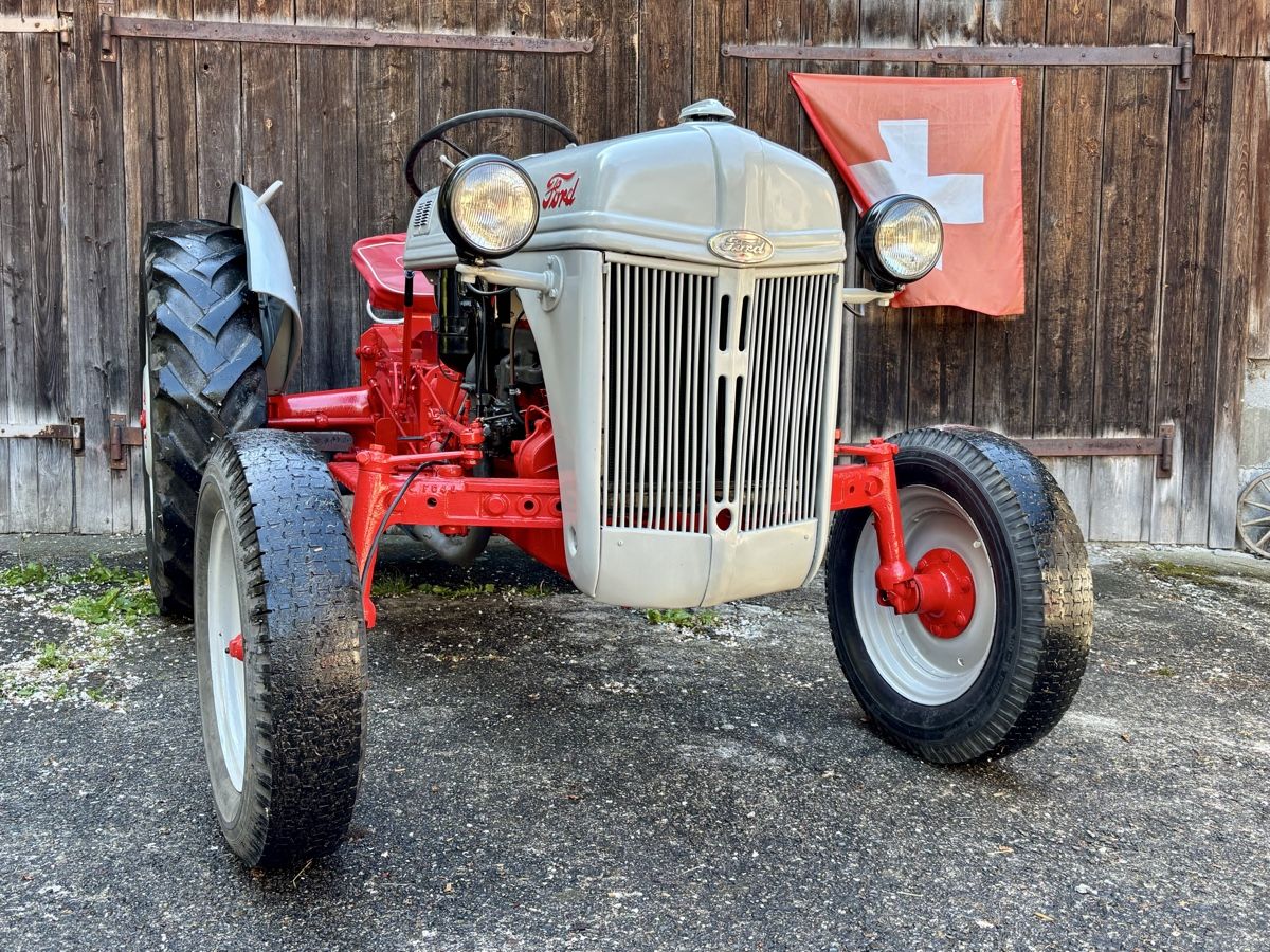 Ford Trattori: Ford 8N Oldtimer Traktor – Usato da Gündisau venduto da yuma06 1