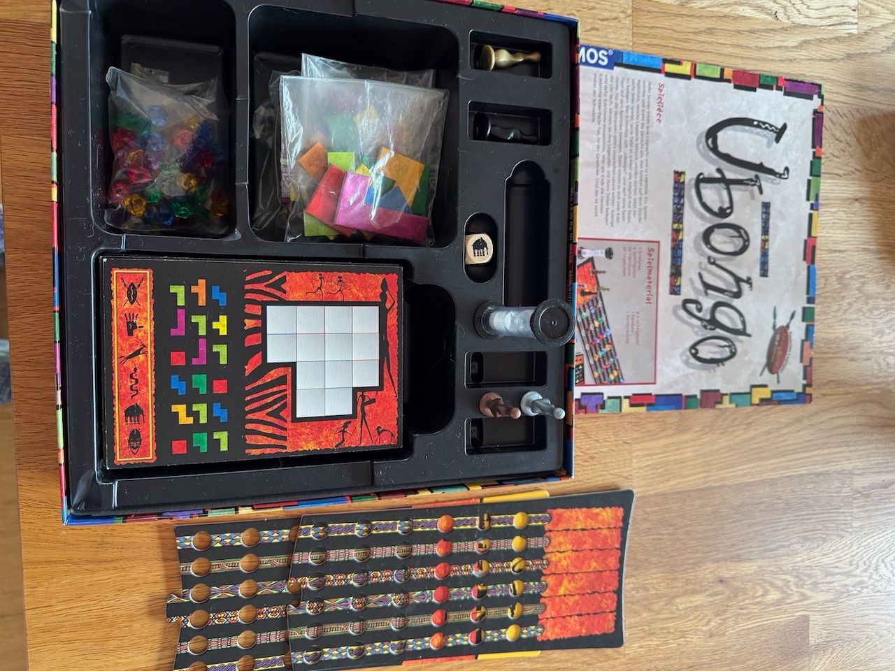 Kosmos Giochi: Ubongo: Spannendes Strategiespiel – Usato da Brütten venduto da Andrea009 2