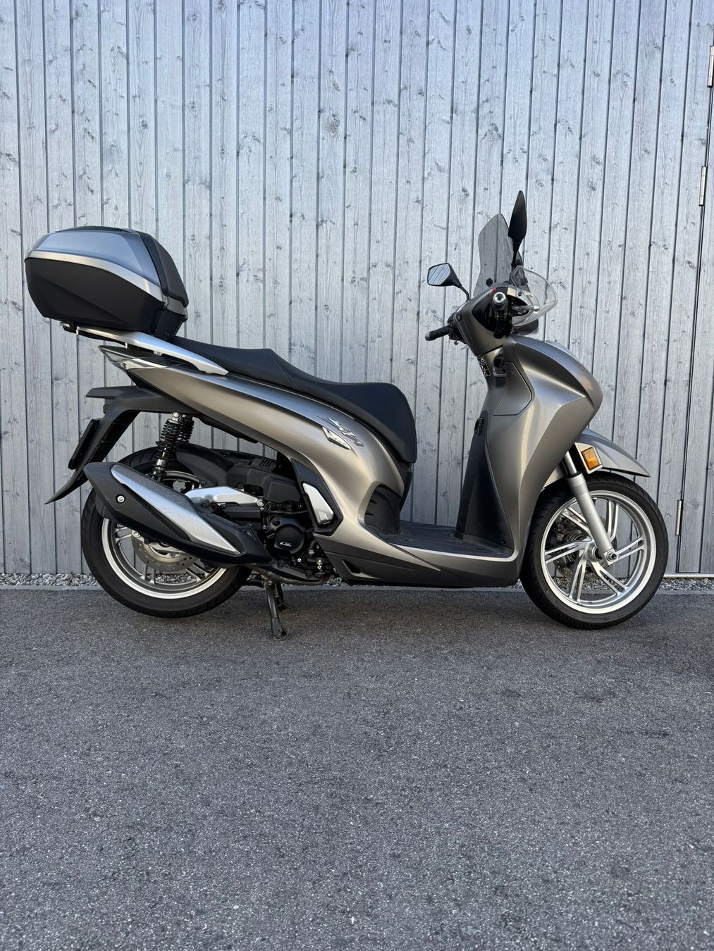 Honda Scooters: Honda SH 350i – Gebraucht aus Bedano von Mud12 4