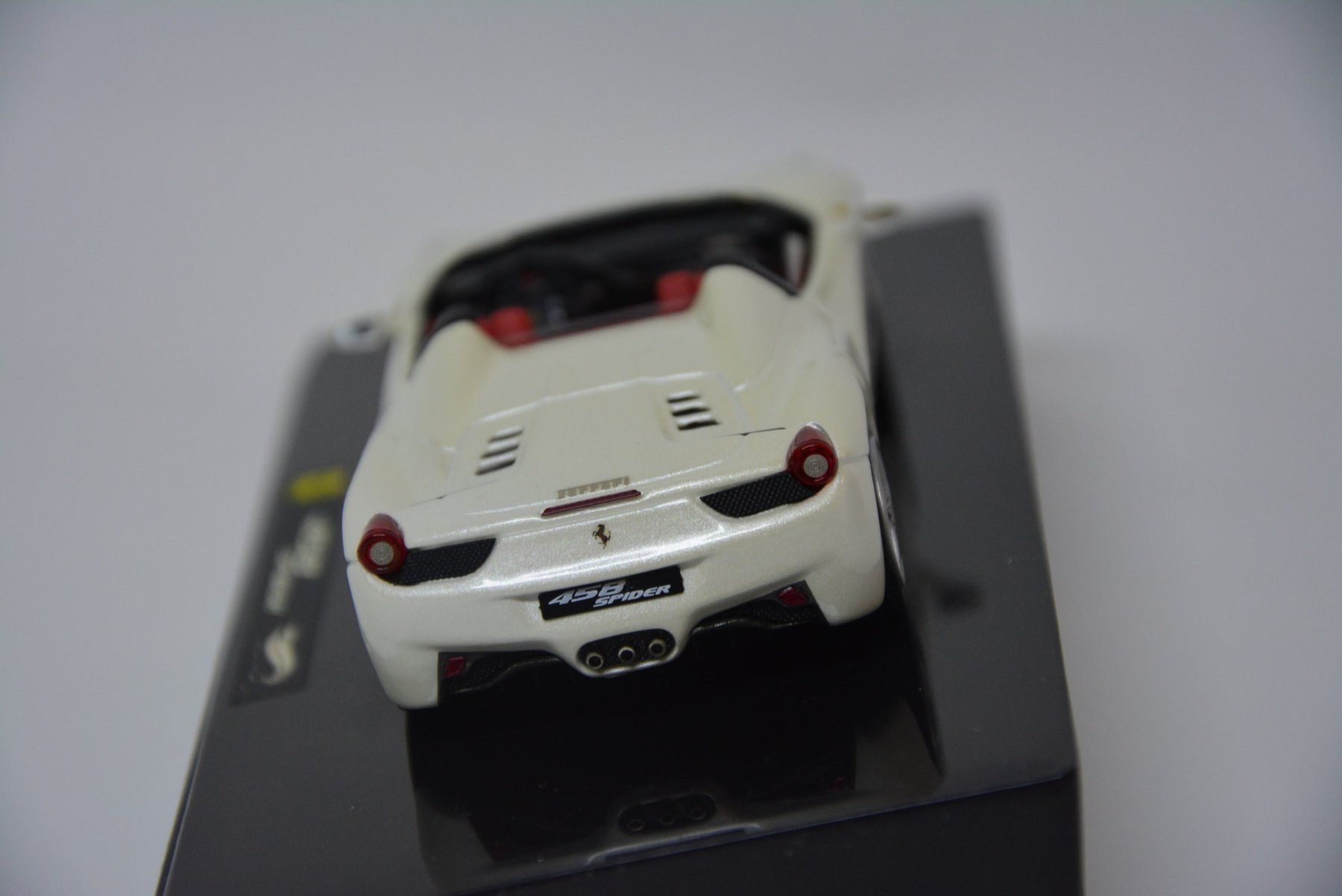 Ferrari Modellini d'auto: Ferrari 458 Spider , Hot Wheels Elite , 1:43 – Nuovo (secondo la descrizione) da Goldach venduto da Feivel9 7