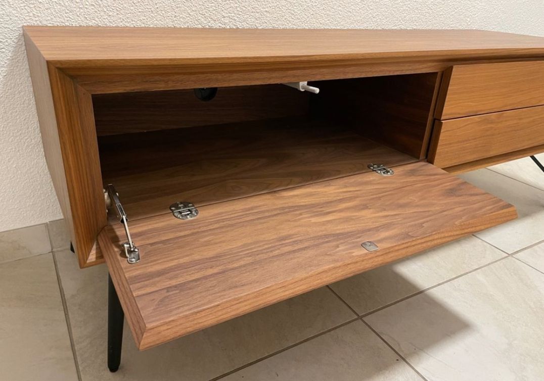 Pfister Mobili TV: buffet Johanna Jakob  – Nuovo (secondo la descrizione) da Immensee venduto da Joya974 2