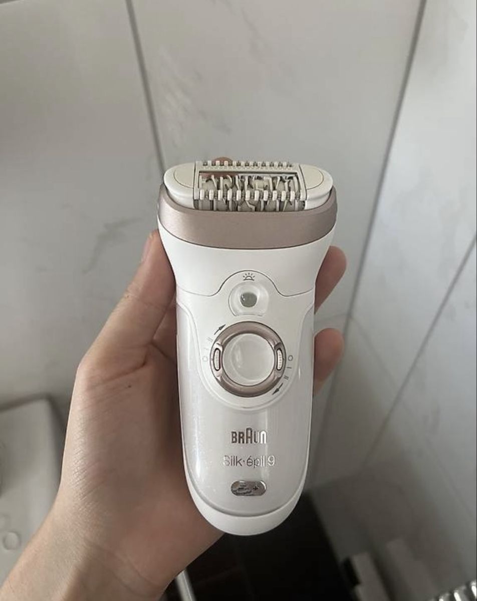 Braun Epilatori: Epilierer Silk Epil 9 Manor – Nuovo (secondo la descrizione) da Frauenfeld venduto da ste_5h8b