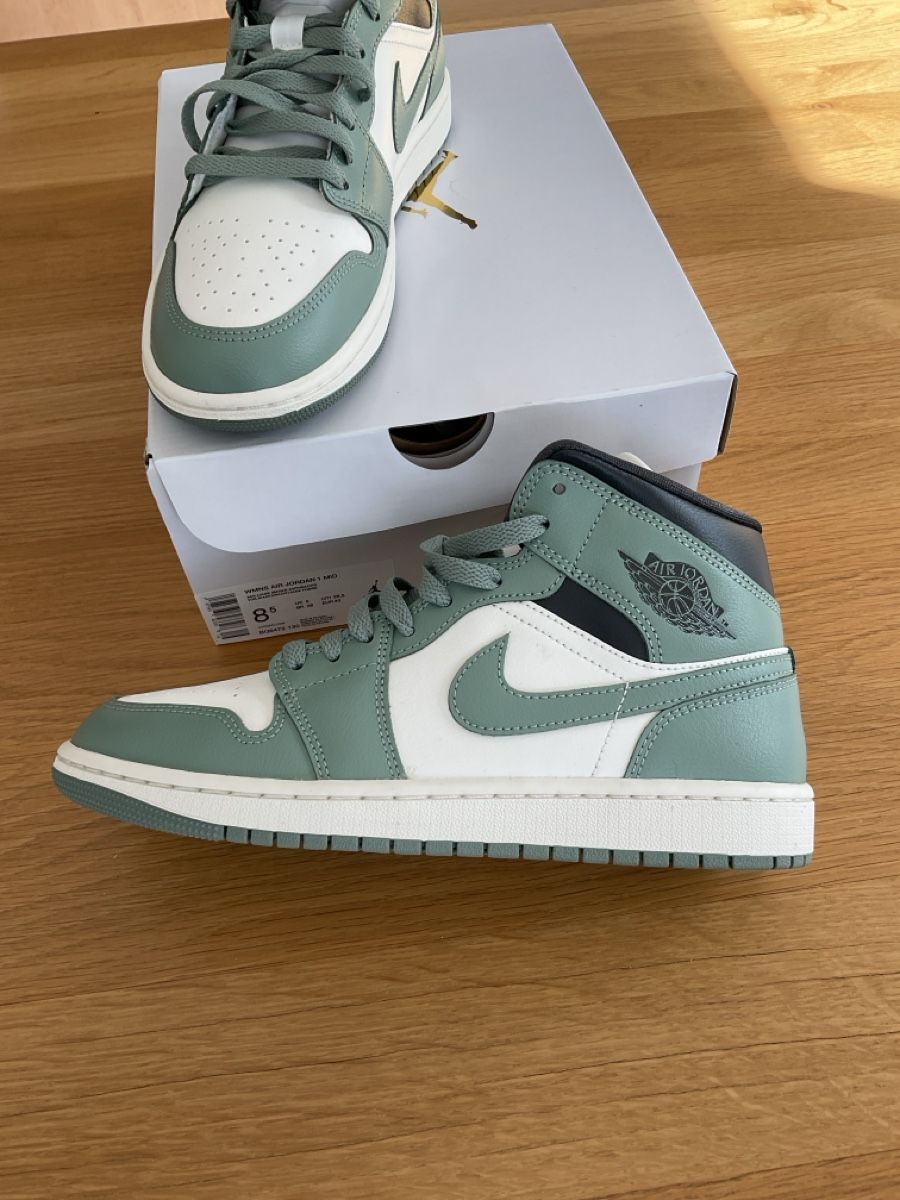 Scarpe da donna: Air Jordan 1 Mid – Nuovo e nell'imballaggio originale da Veyrier venduto da gige66 1