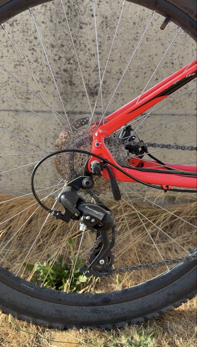Vélos: Specialized Pitch Mountain Bike Red Good Condition – D'occasion à le Noirmont par Andreybelfor 4