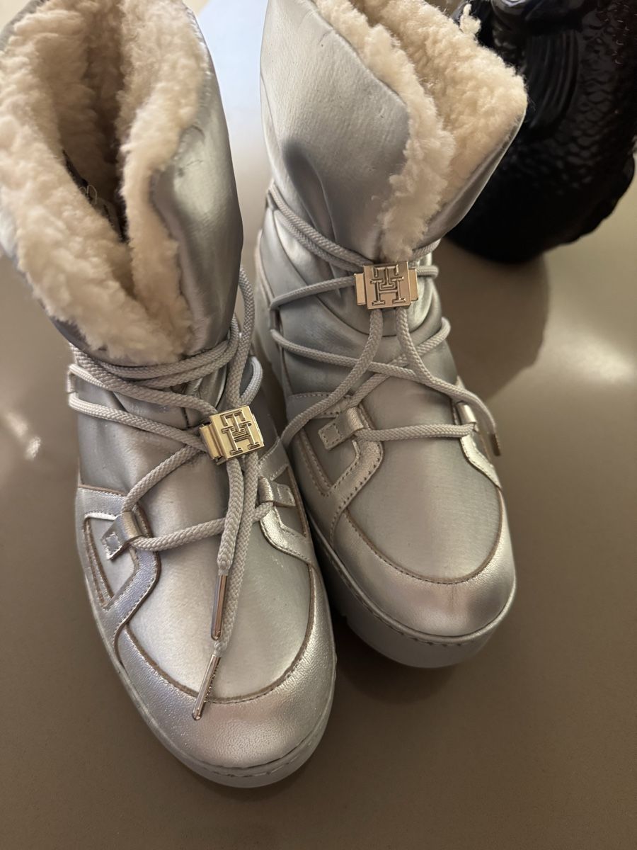 Tommy Hilfiger Scarpe da donna: TOMMY HILFIGER SCHNEESCHUHE ESSENTIAL SILBER GRAU 37 – Nuovo (secondo la descrizione) da Altendorf venduto da Mar_t7f5 2