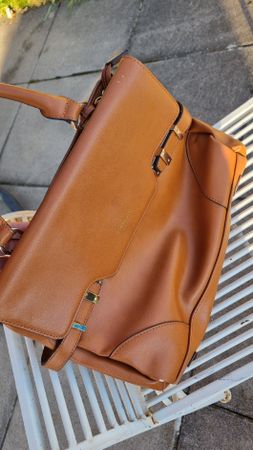 Sac à main brun cognac, petite marque voir photo