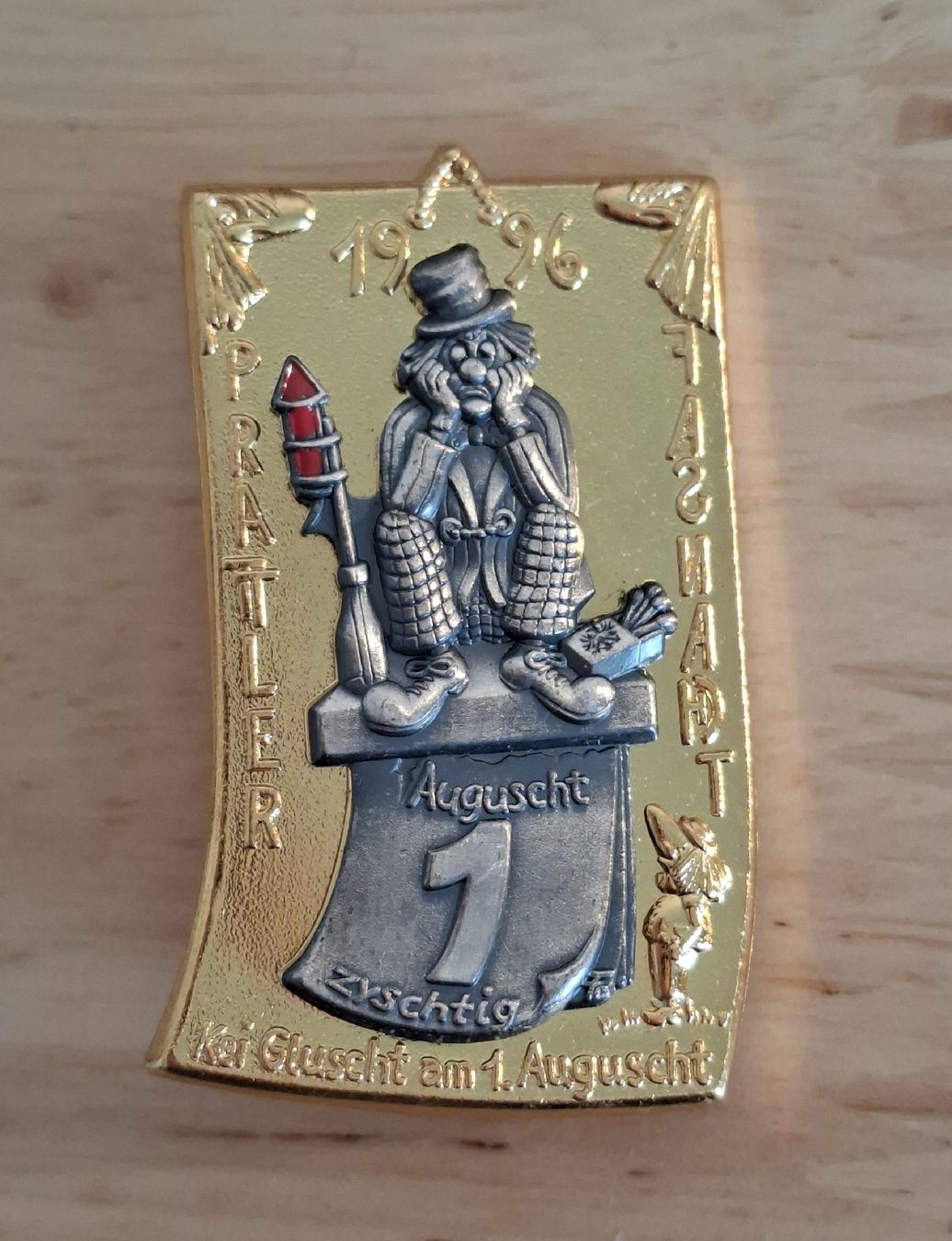 Basler Placchette & Badge: Prattler Fasnachtsplakette 1996 – Usato da Kriens venduto da Wolly85