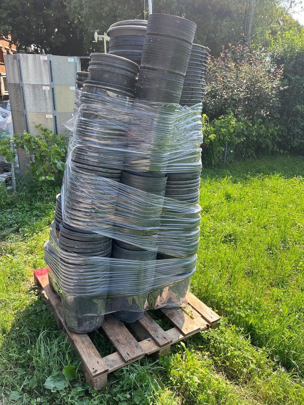 Pots de fleurs: Topfe Blumentröge Pflanztöpfe – D'occasion à Eichberg par Elmar2014 1