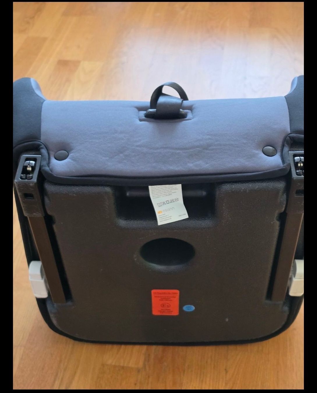 Seggiolini per auto: Kindersitz Grösse 126-150cm – Usato da Zürich venduto da Bozobo722172 2