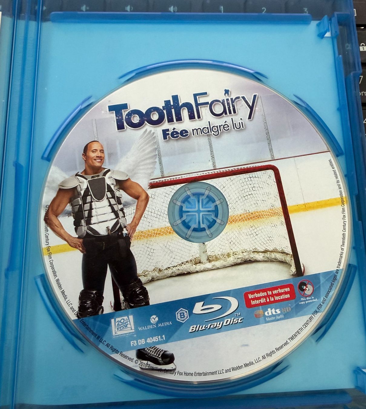 Tous les DVDs: Fée malgré lui (2010) - Blu-ray – D'occasion à Semsales par __Florian__ 3