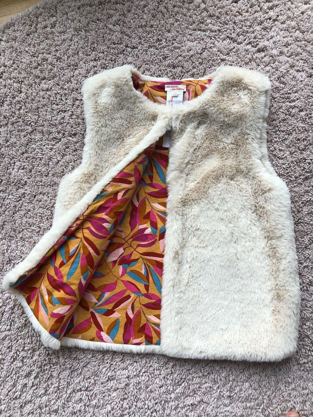 Altro abbigliamento per bambina: Gilet 12Jahre – Usato da Zürich venduto da poliveira