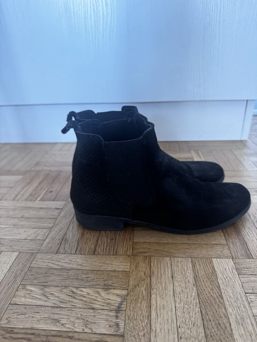 Chaussures femmes: Schwarze Stiefel Gr. 39 Echtleder – D'occasion à Emmenbrücke par j_16