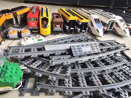 Lego Zug Konvolut mit viel Schienen & Zubehör - Lego City