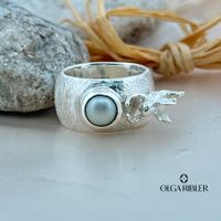 Engel Statement Ring mit Süsswasserperle – Gr 59