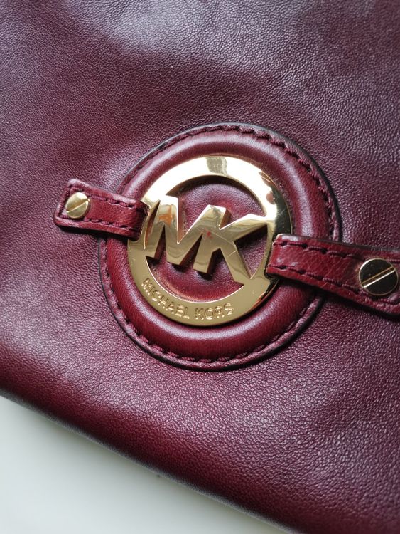 michael-kors-original-handtasche-goldig-weinrot-gebraucht-in-f-r