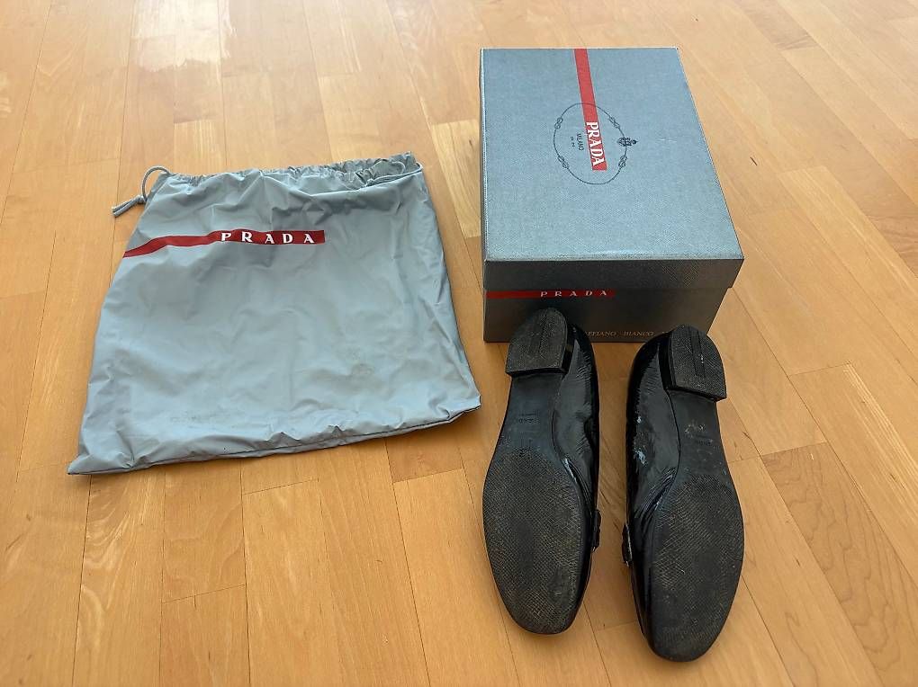 Prada Damenschuhe: Prada Loafers schwarz Gr 38 – Gebraucht aus Züberwangen von biene_83 1