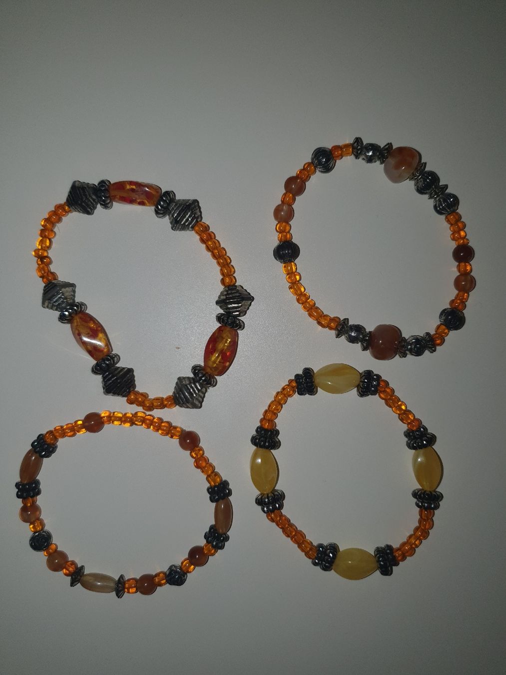 Bracciali & Braccialetti: 4er Set🧡Orange Herbst Armbänder – Usato da Moosseedorf venduto da Sonnenschein.. 2