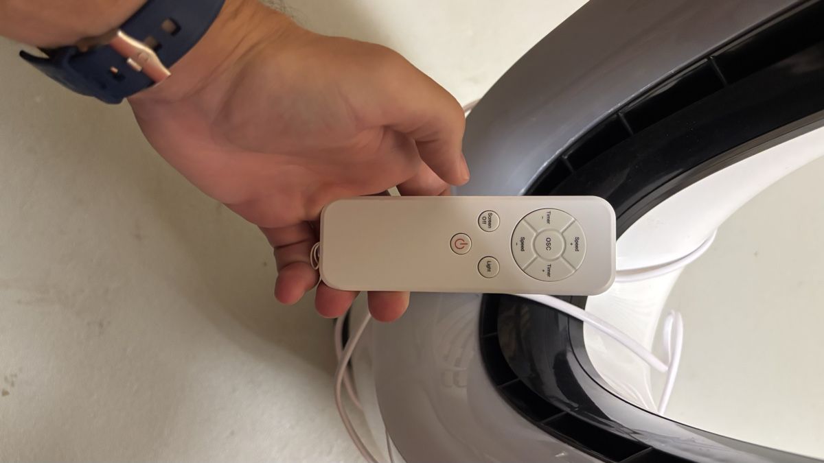 Migros Ventilatoren: Dyson style fan with night light – Neu (gemäss Beschreibung) aus Kölliken von mar_8jjj 1