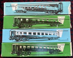 Märklin H0 3 DB Personenwagen und 1 Schlafwagen 60iger Jahre