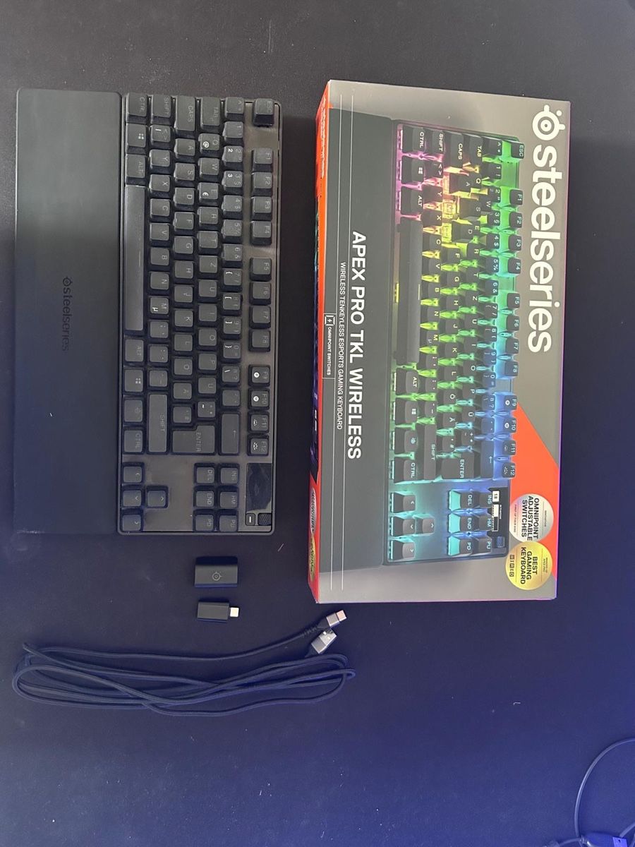 PCs: Gaming pc (setup) – D'occasion à Zürich par Nel5 5